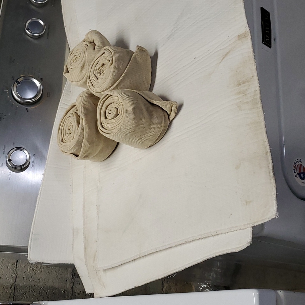 Shipping or standing wraps lot
